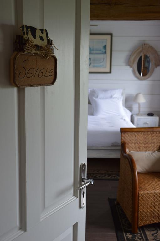 La Grange Des Marettes Bed & Breakfast Cléres Dış mekan fotoğraf