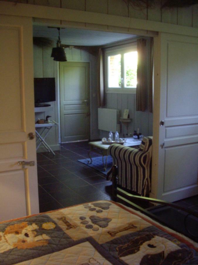 La Grange Des Marettes Bed & Breakfast Cléres Dış mekan fotoğraf